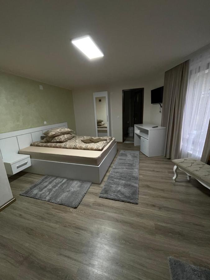 Conacul Pestera Ursilor Kiskoh Kültér fotó